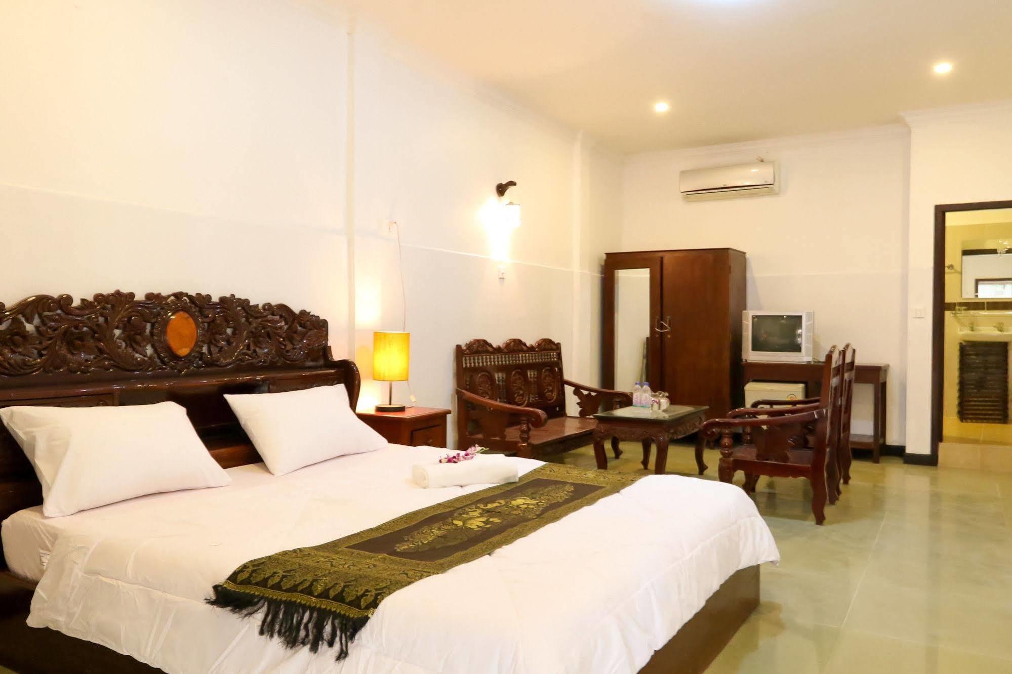 Sky Residence - 50M To Museum And Riverside Phnom Penh Exterior photo